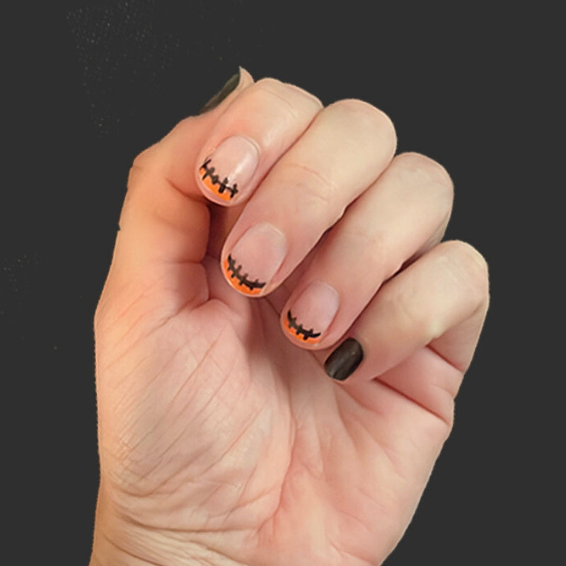comment faire mon nail art zombie pour Halloween avec les vernis à ongles YAKA